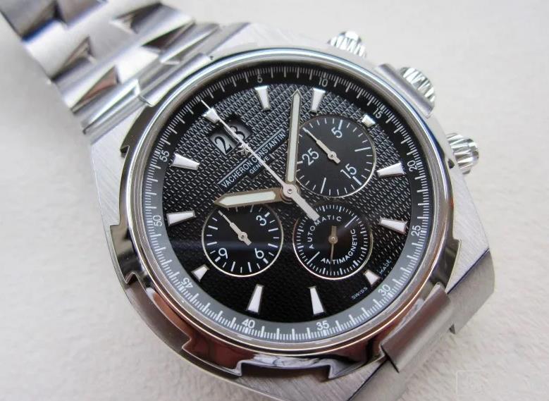 <b>江詩丹頓平時該怎么保養(yǎng)呢?</b>