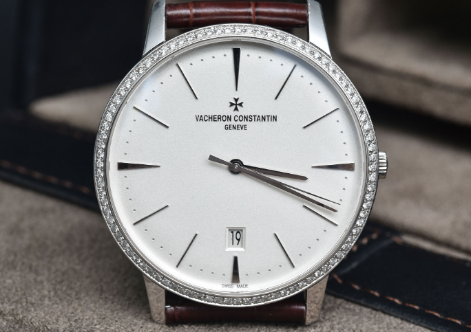 <b>如何清洗保養江詩丹頓手表(清洗保養手表的幾種方法</b>