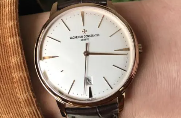 江詩丹頓手表表把失靈，專業(yè)修復(fù)如運動般精準（圖）